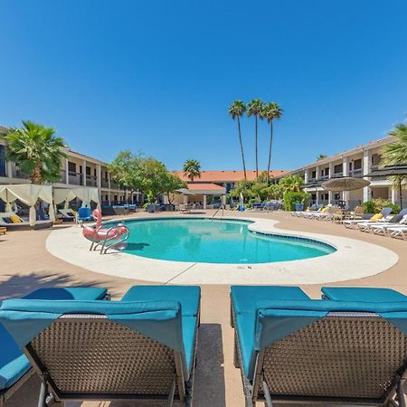 Апартаменты Venture On Country Club Меса Экстерьер фото