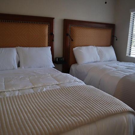 Апартаменты Venture On Country Club Меса Экстерьер фото