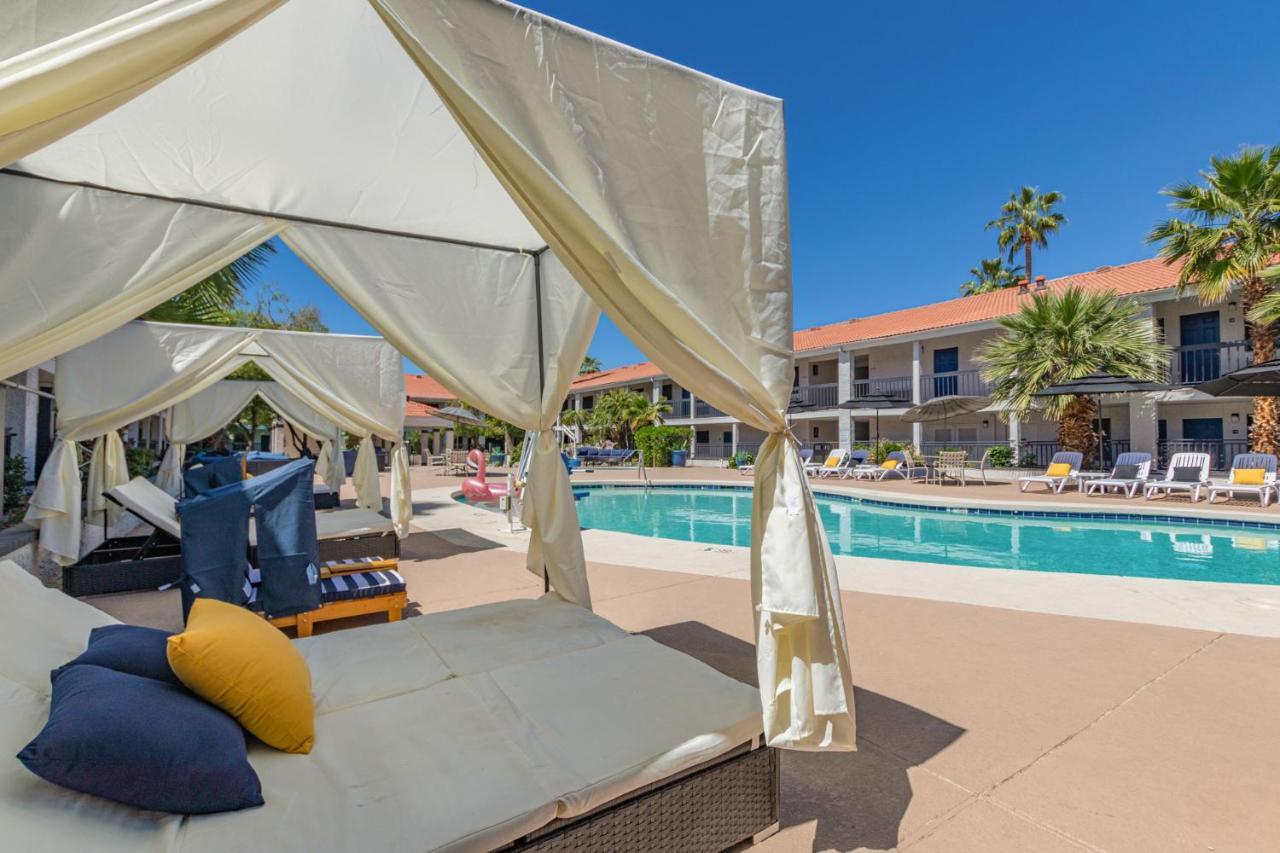 Апартаменты Venture On Country Club Меса Экстерьер фото