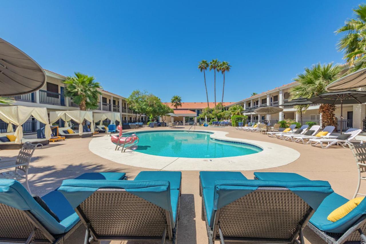Апартаменты Venture On Country Club Меса Экстерьер фото